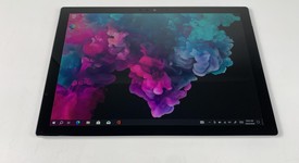 Good
													Microsoft Surface Pro 5 (2017) - Unlocked, Silver, 256 GB, 8 GB, LTE, photo 1 of 8