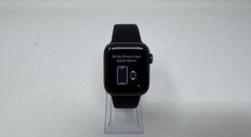 Good
													Apple Watch SE 1st Gen 40mm - Gray, A2351 - GPS, Aluminum, photo 1 of 6