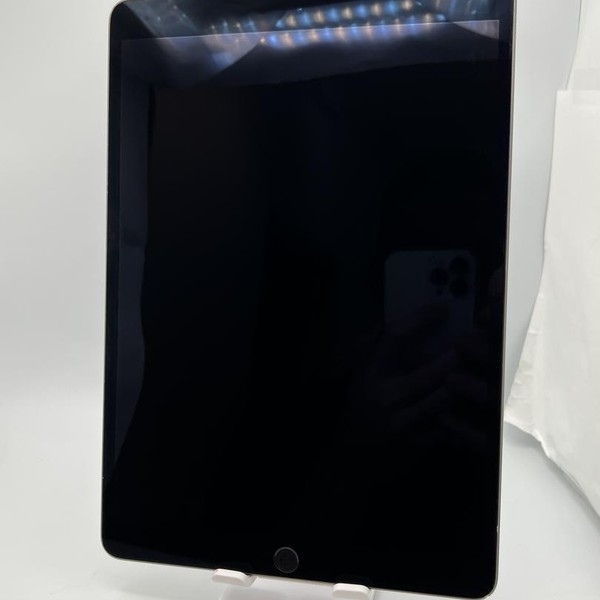 Apple iPad Air 3rd Gen - Wi-Fi, 64 GB, Space Gray