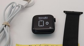 Good
													Apple Watch SE 2nd Gen 44mm - Unlocked, Midnight, A2727 - Cellular, Aluminum, photo 4 of 4
