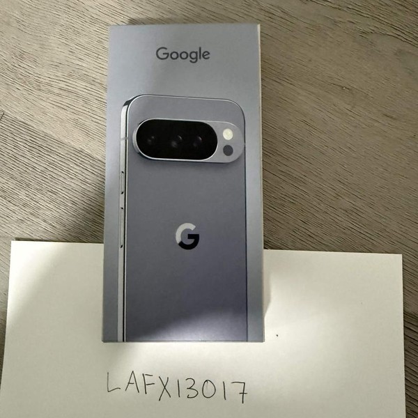 Google Pixel 10 Pro - Unlocked, 256 GB, Moonstone, G4QUR