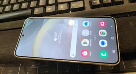 Fair
													Samsung Galaxy S24 - Spectrum, Yellow, 128 GB, 8 GB, SM-S921U, photo 4 of 5