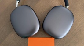 Used
													Apple AirPods Max - Gray, photo 1 of 7