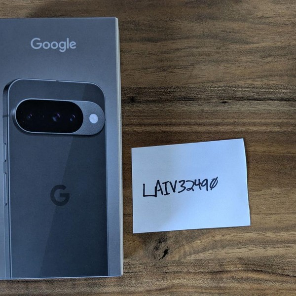 Google Pixel 10 - Mint Mobile, 128 GB, Obsidian, GLBW0