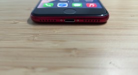Good
													Apple iPhone SE 3rd Gen 2022 - Unlocked, Red, 64 GB, A2595, photo 3 of 14