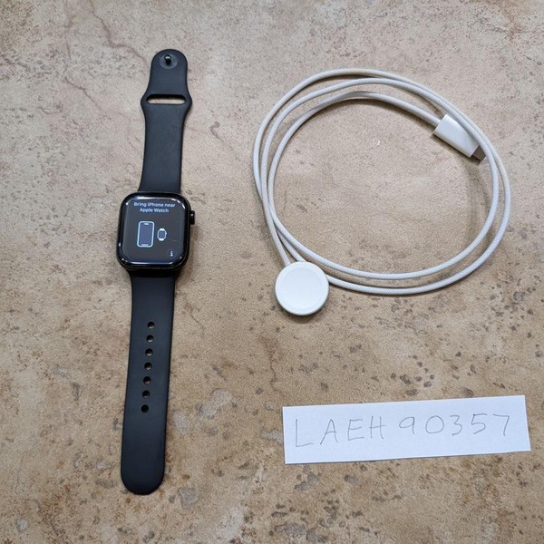 Apple Watch Series 10 42mm - Black, A2997 - GPS, Aluminum