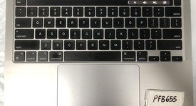 Good
													MacBook Pro 2022 - 13" - Apple M2, Gray, 256 GB, 8 GB, photo 2 of 12