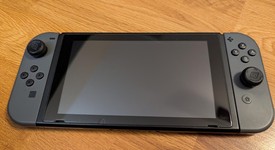 Good
													Nintendo Switch - Grey, 32 GB, photo 4 of 9
