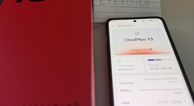 Mint
													OnePlus 13 - Unlocked, Black Eclipse, 256 GB, 12 GB, photo 2 of 9