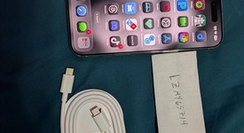 Mint
													Apple iPhone Air - Unlocked, Cloud White, 256 GB, A3260, photo 3 of 10