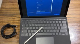 Mint
													Microsoft Surface Pro 5 (2017) - Wi-Fi, Silver, 128 GB, 4 GB, photo 1 of 10