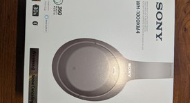 Used
													Sony WH-1000XM4 - Silver, photo 2 of 10
