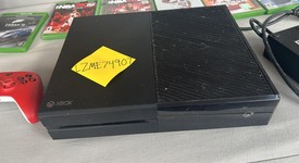 Good
													Xbox One (2013) - Black, 1 TB, photo 3 of 3