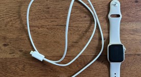 Good
													Apple Watch Series 8 41mm - Verizon, Starlight, A2772 - Cellular, Aluminum, photo 3 of 7