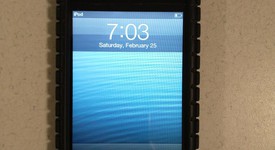Fair
													Apple iPod Touch 4th Gen - Wi-Fi, Black, 8 GB, photo 1 of 6