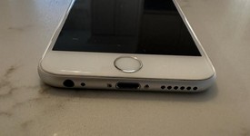Good
													Apple iPhone 6S - Verizon, Silver, 16 GB, A1688, photo 4 of 9