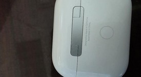 Used
													Apple AirPods Pro 2nd Gen - Lightning, photo 4 of 5