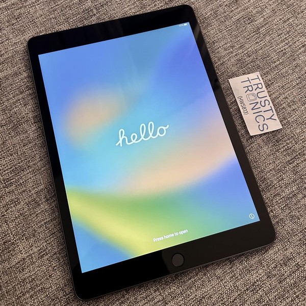 Apple iPad 8th Gen - Unlocked, 32 GB, Gray, A2428