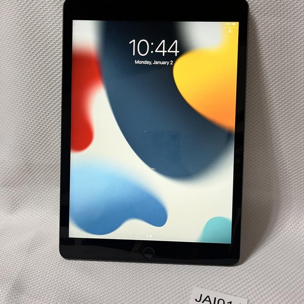 Apple iPad (9th Gen) - Wi-Fi, 64 GB, Gray, A2602