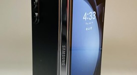 Fair
													Samsung Galaxy Z Fold5 - Unlocked, Black, 1 TB, 12 GB, SM-F946U1, photo 3 of 9