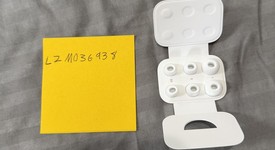 Used
													Apple AirPods Pro 2 - USB-C, photo 2 of 9