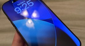 Mint
													Apple iPhone 16 Pro - Unlocked Non-US, Black, 256 GB, A3292, photo 4 of 12