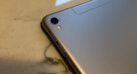 Good
													Apple iPad Pro 9.7" - Unlocked, Gray, 32 GB, A1674, photo 5 of 5