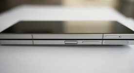 Good
													Samsung Galaxy Z Fold6 - Unlocked, White, 512 GB, 12 GB, SM-F956U1, photo 3 of 9