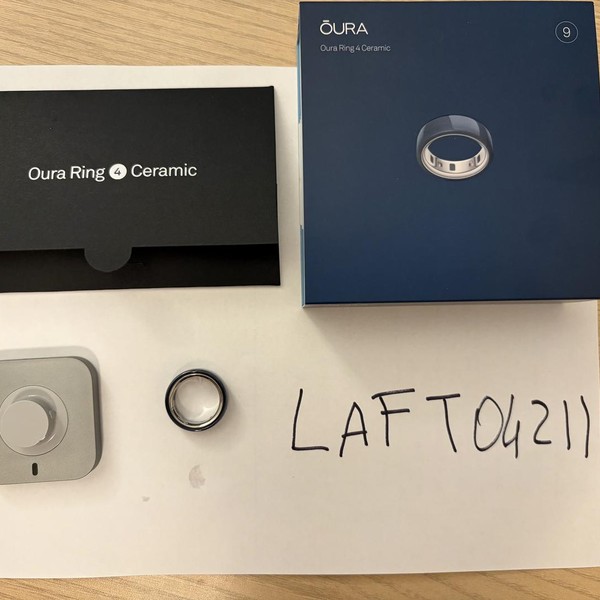 Oura Ring Gen 4 - Midnight, Size 9, Ceramic