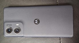 Good
													Motorola Edge (2024) - Metro by T-Mobile, Black, 256 GB, 8 GB, photo 4 of 12