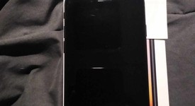 Fair
													Apple iPhone SE 3rd Gen 2022 - Verizon, Midnight, 64 GB, A2595, photo 4 of 6