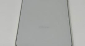 Good
													Apple iPhone Xs - Unlocked, Silver, 64 GB, A1920, photo 3 of 7