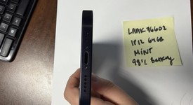 Mint
													Apple iPhone 12 - Unlocked, Black, 64 GB, A2172, photo 5 of 5