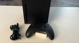 Mint
													Xbox Series X (2020) - Black, 1 TB, standard, photo 1 of 5