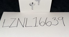 New
													Apple AirPods Pro 3, photo 2 of 6