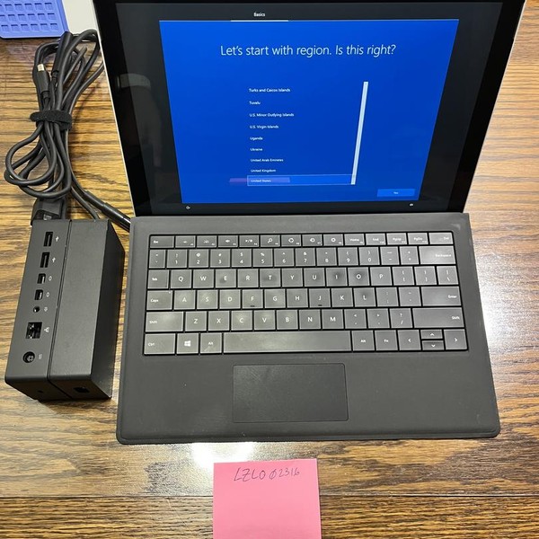 Microsoft Surface Pro 4 - 12.3 Inch - Wi-Fi, Silver, 256 GB, 8 GB