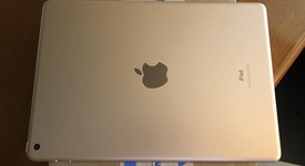 Mint
													Apple iPad 7th Gen - Wi-Fi, Gold, 32 GB, A2197, photo 3 of 8