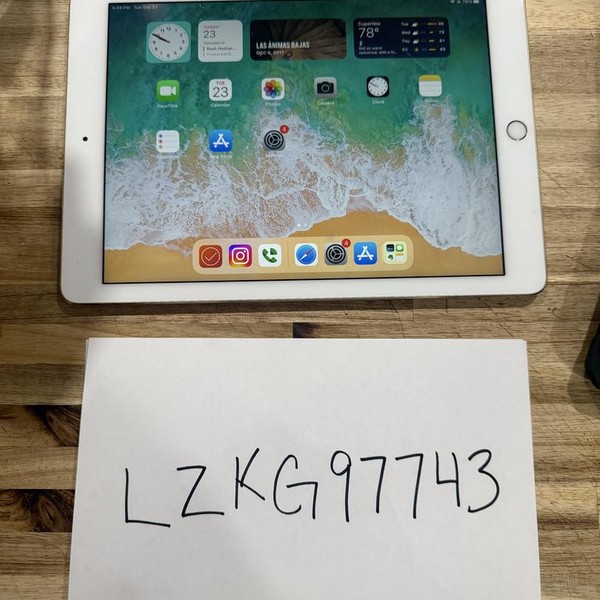 Apple iPad Pro 9.7 inch - Wi-Fi, 32 GB, Rose Gold, A1673