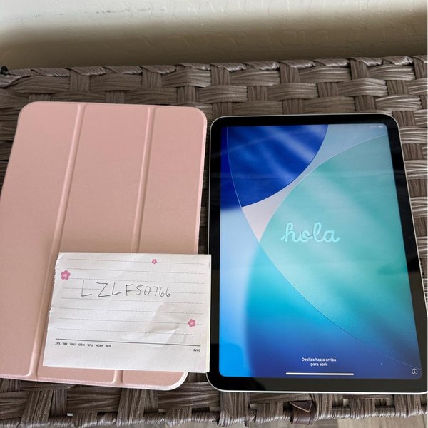 Apple iPad 10th Gen - Wi-Fi, 64 GB, Silver, A2696