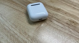 Used
													Apple AirPods 2nd Gen - Lightning Case, photo 5 of 11