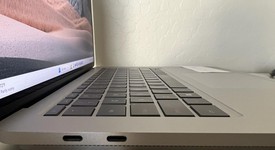 Mint
													Microsoft Surface Laptop Studio - I7, Platinum, 1 TB, 32 GB, photo 1 of 10