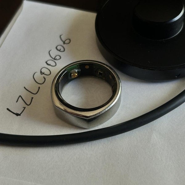 Oura Ring Gen 3 - Silver, Size 9, Heritage