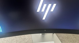 Mint
													HP Monitor, photo 2 of 9