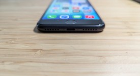 Good
													Apple iPhone SE 3rd Gen 2022 - Unlocked, Midnight, 64 GB, A2595, photo 3 of 13