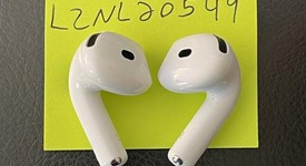 Used
													Apple AirPods 4th Gen - Standard, photo 5 of 5