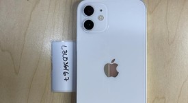 Fair
													Apple iPhone 12 - Unlocked Non-US, White, 128 GB, A2402, photo 3 of 6