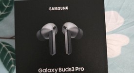 Used
													Samsung Galaxy Buds3 Pro - Silver, photo 4 of 9