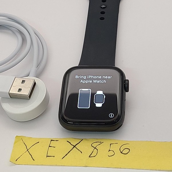 Apple Watch SE 1st Gen 44mm - Unlocked, Gray, A2354 - Cellular, Aluminum