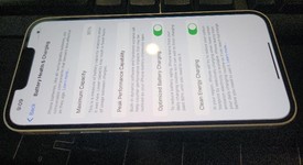 Good
													Apple iPhone 13 - TracFone, Starlight, 128 GB, A2482, photo 4 of 5