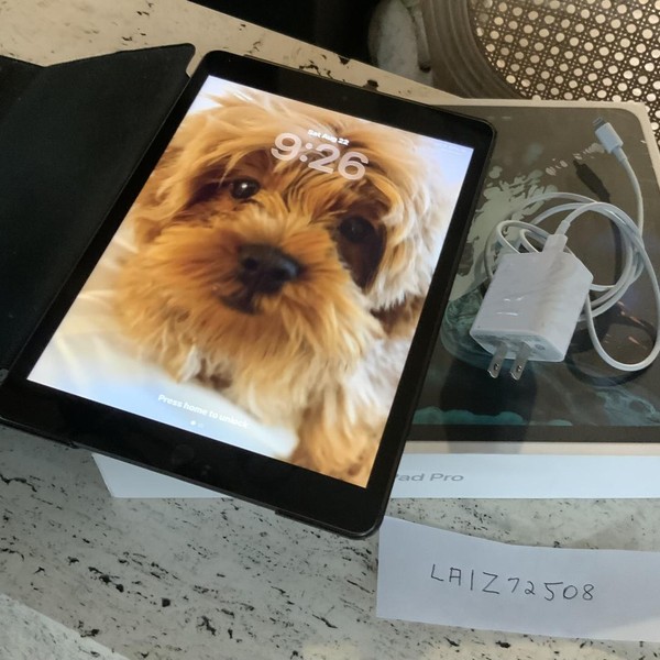 Apple iPad (9th Gen) - Verizon, 64 GB, Gray, A2603